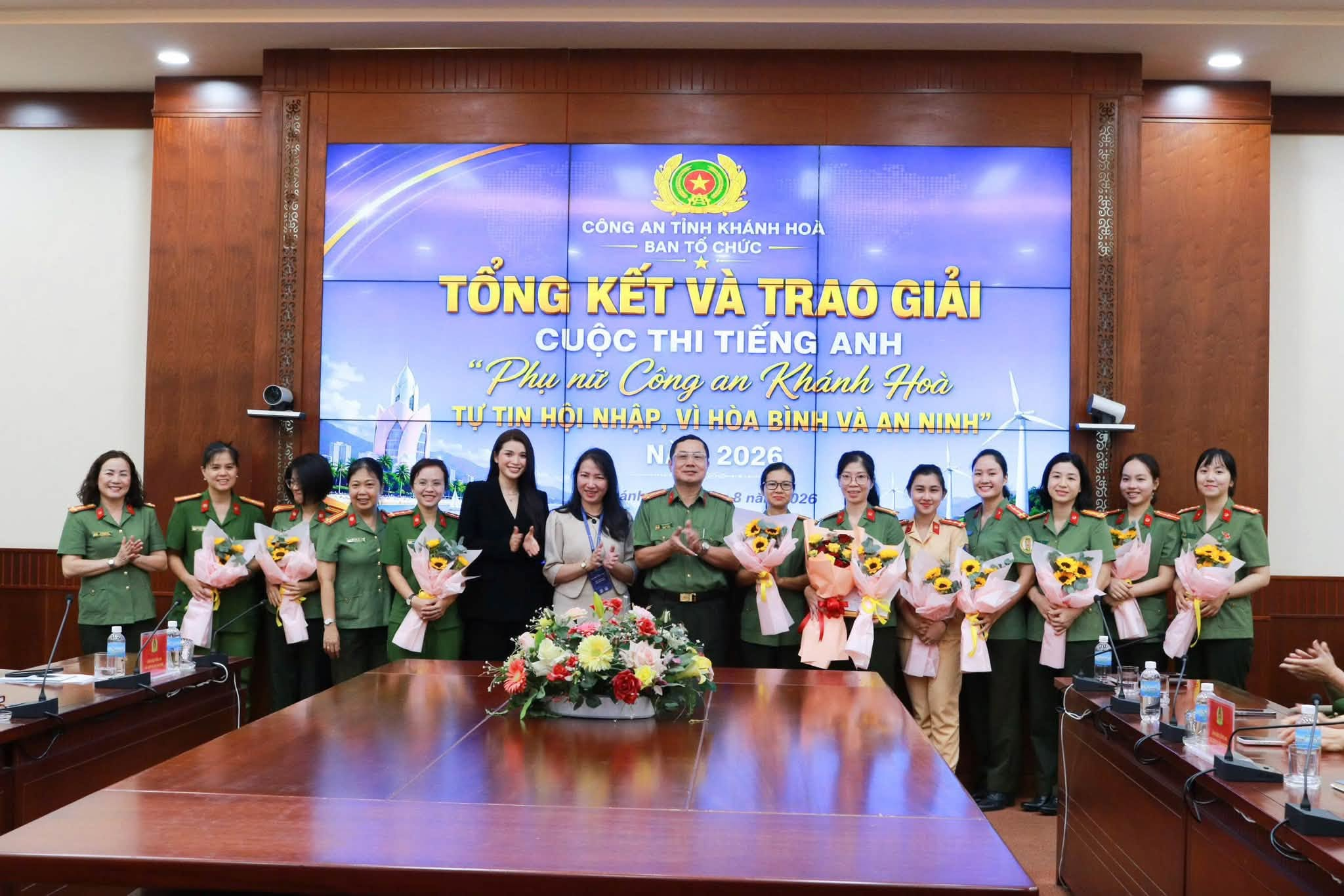 Phạm Thị Diễm Nhi: Tại lễ tổng kết và trao giải cuộc thi tiếng Anh