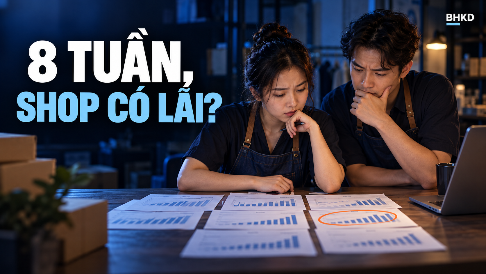 Hai người vận hành shop xem số liệu tám tuần và hỏi shop có lãi không